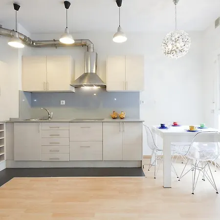 Ab Clot Apartment *